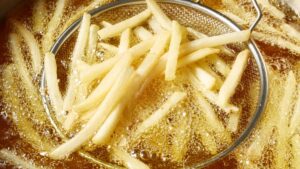 Lire la suite à propos de l’article Comment choisir la friteuse ideale pour optimiser votre restaurant rapide